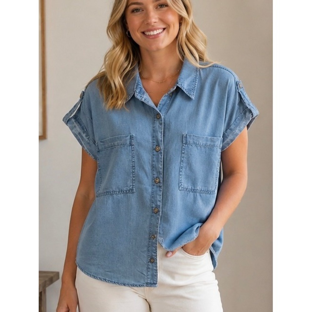 Blu Pepper Blue Chambray Button Down Shirt Large Short Sleeve Casual Preppy